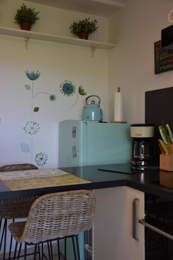 Apartment Paris Njivice Esterno foto